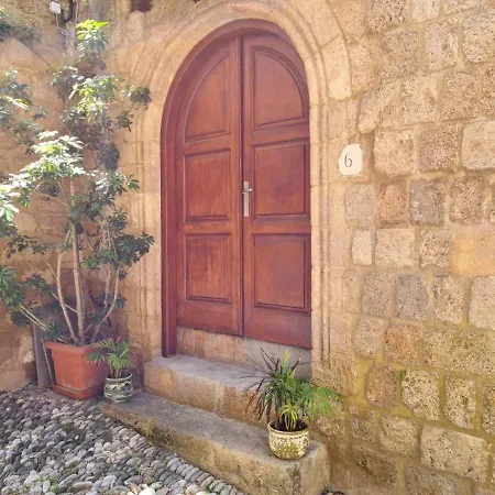 Cosmos Old Town Apartament *